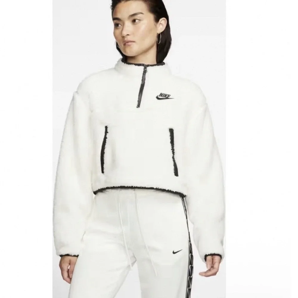 Nike Sherpa Plush Fleece Quarter Zip Crop Pullover Cream Black Medium BV5134-110